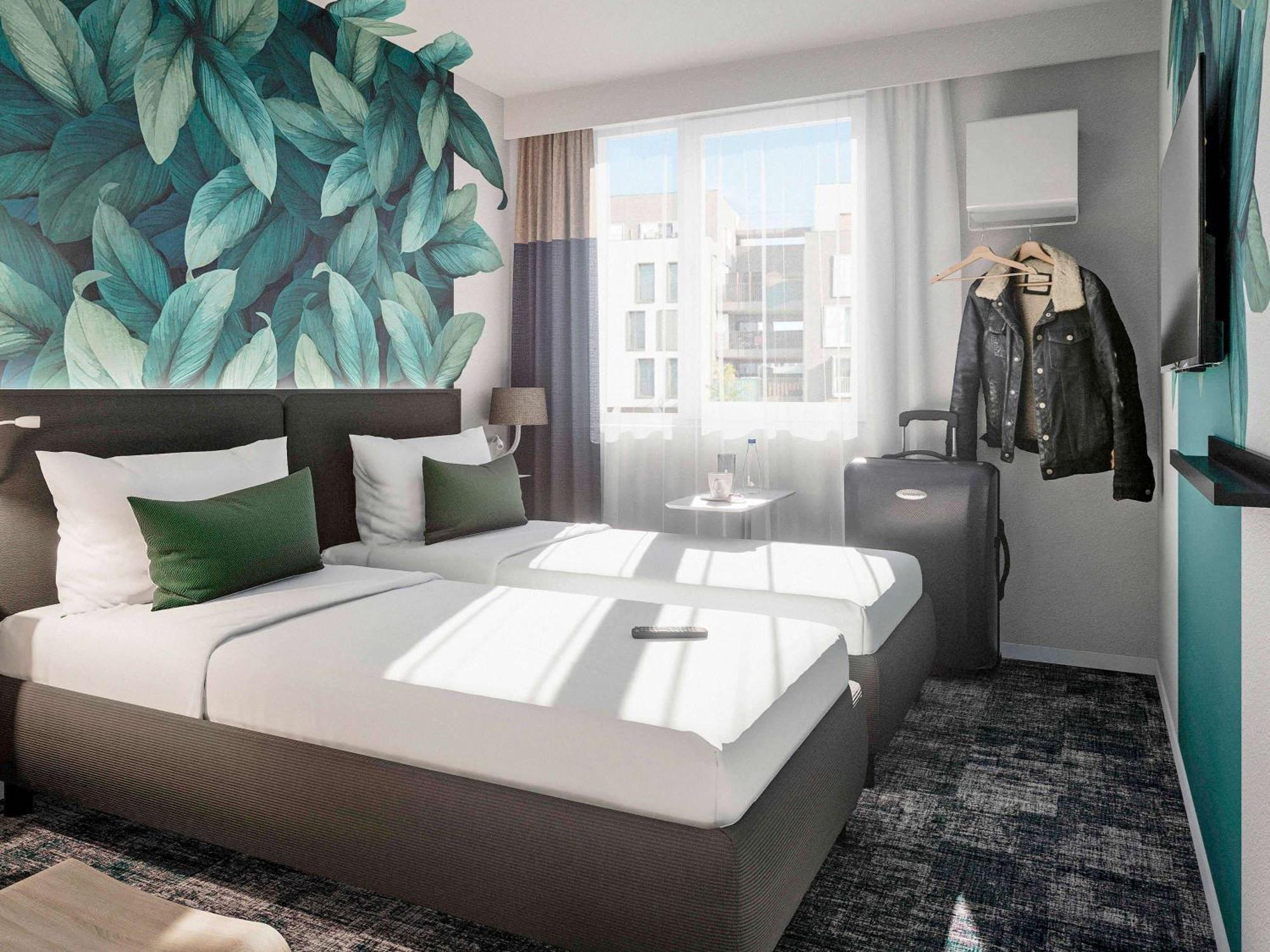 Hotel Ibis Styles Bezons Paris La Defense Exterior foto
