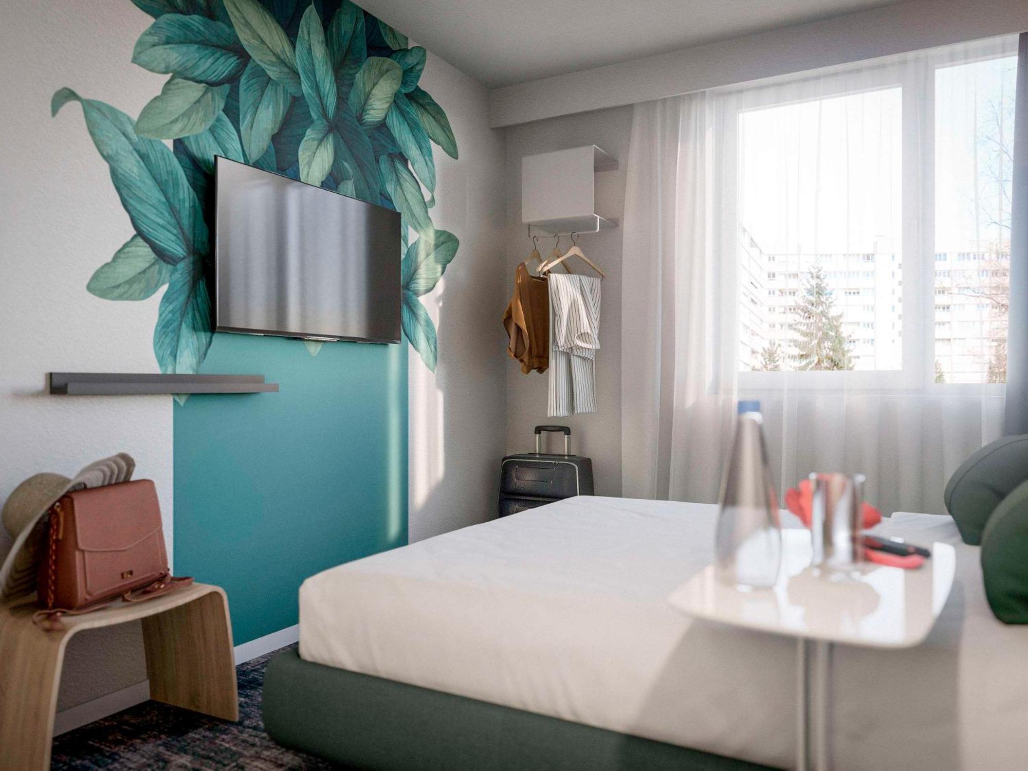 Hotel Ibis Styles Bezons Paris La Defense Exterior foto